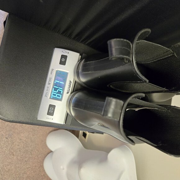 a new day Black Chelsea Ankle Rain Boots Size 11 With Elastic Gussets & Pull Tab - Picture 10 of 10